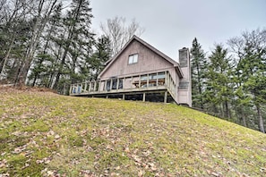 Home Exterior | Stairs Required | Keyless Entry