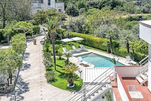 Building Exterior, Garden, Outdoor, Pool