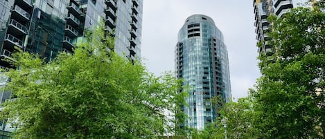 John Ross Condominium is among the new high-rise towers along South Waterfront