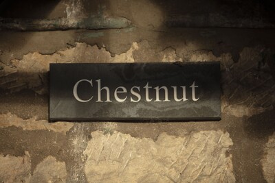 Chestnut Cottage - a charming traditional stone cottage with 2 bedrooms on Arniston Estate