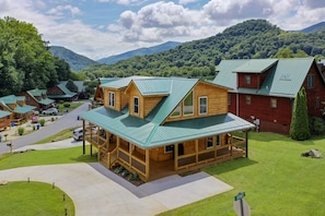 Kiki's Cabin