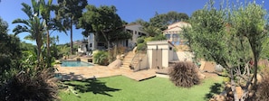 Guest house top right, below is pool bathroom