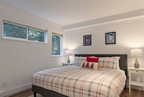 Master bedroom featuring a king size bed