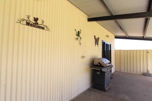 Back patio with bbq area