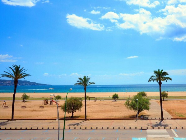 Nuage, Ciel, L'Eau, Plante, Bleu, Arbre, Bleu Azur, Paysage Naturel, Environnement Naturel, Plage