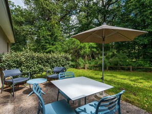 Meubles, Table, Plante, Vert, Ombre, Arbre, Tableau De Plein Air, Parapluie, Botanique, Mobilier De Jardin