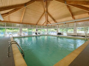 Swimming Pool, Leisure Centre, Leisure, Property, Building, Resort, Real Estate, Architecture, Ceiling, Shade