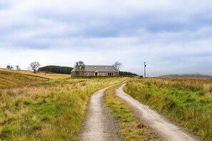 The Bothy at Redheugh - offering complete privacy surrounded by farmland