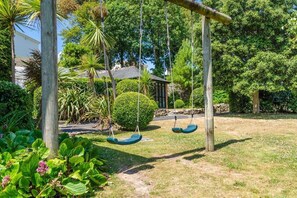 Swings towards Fowey town centre