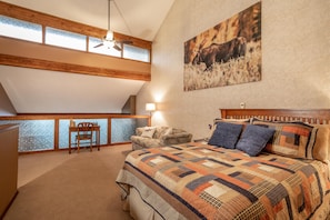 Enjoy the spacious loft | Queen Bed | Upper Level