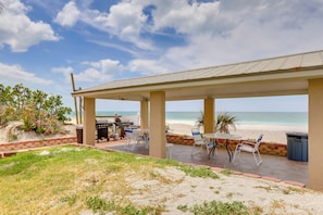 Resort Amenities | Private Beach Access