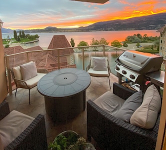 Enjoy panoramic lake views from this BRIGHT LUXURY WATERFRONT condo 