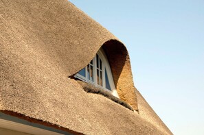 E8 Reetdach Ferienhaus Strandvogel Ostseebad Rerik