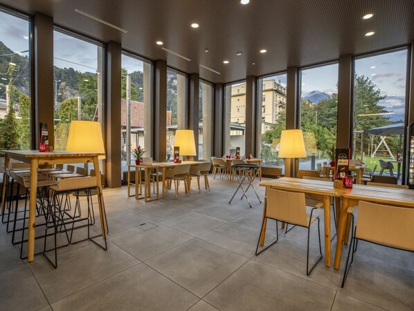 Table, Furniture, Property, Chair, Plant, Window, Building, Wood, Interior Design, Shade