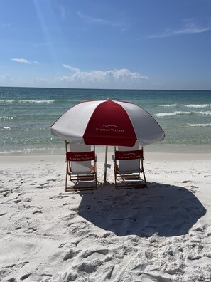 Picture says it all -- these set-up can be rented at the beach -