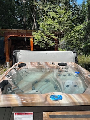 Bain à remous extérieur