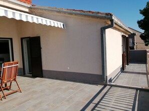 Esterni