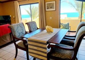dine in with a view