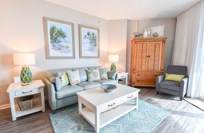 Palms 2905- Living Area