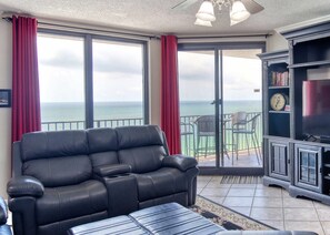 Phoenix X 1504, 3 bedroom 2 Bathroom, Sleeps 8. Managed by Island Rentals