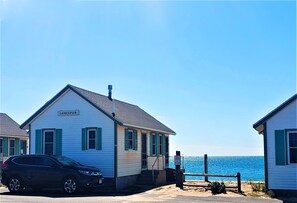 2+ car parking