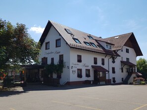 Landgasthaus-Hotel Maien, (Rheinfelden), LHS 00689