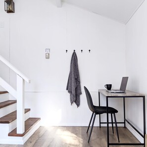 Workspace in the primary suite