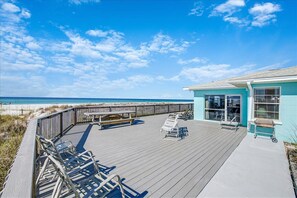 Large, open deck has ample seating!
