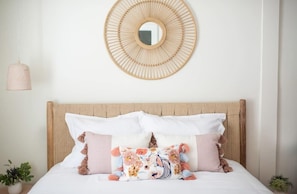 #2 Queen Bedroom