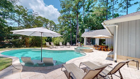 Private Pool and Spa
