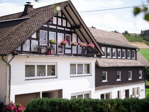 Bauernhofpension Wiebelhaus-Mester, (Lennestadt), LHS 08718