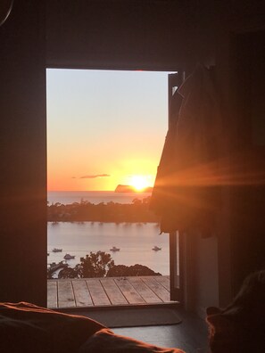 Sunrise from bed