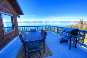 Top Level- Deck