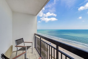 Escape to the ultimate coastal retreat at Sun N Sand Resort and discover the serenity of our cozy studio unit, perfectly positioned to capture breathtaking views of the majestic Atlantic Ocean.