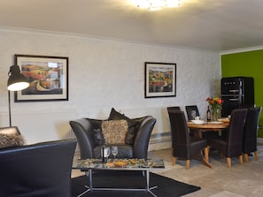 Spacious living and dining room | The Calving Shed, Near Neilston