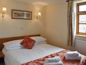 Double bedroom | The Milking Parlour - Sid Valley Cottages, Sidbury, near Sidmouth