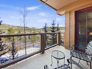 Private balcony with beautiful Breckenridge views!