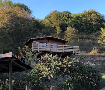 nouveau chalet bois neuf en pleine nature situé proche d une ferme