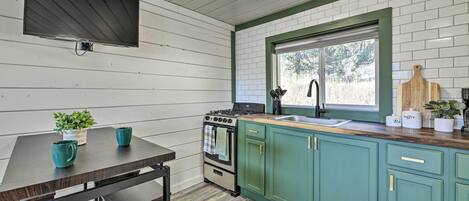 Bayfield Vacation Rental | 1BR | 2BA | Private Apartment