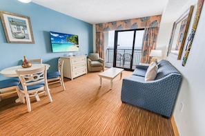 Large Living Area with Views of the Ocean, Beautifully Decorated