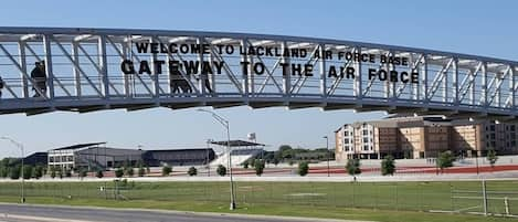 Under 5 minutes to the entrance to Lackland Air Force Base ‘Gateway to the Airforce’