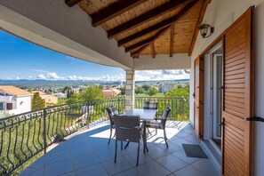 Balcony with seaview