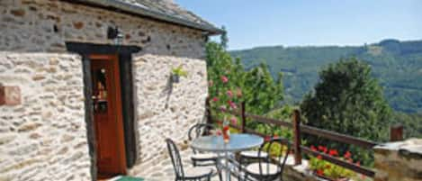 La Maison du Four. South-west facing terrace with BBQ