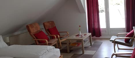 Ferienwohnung, 70 qm, 3 Schlafzimmer, Wohnzimmer, max. 6 Personen