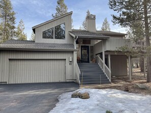 Exterior - Front