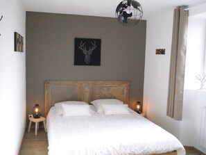 Location gite Ste Suzanne 53 Chambre Nature - Lit en 160x200