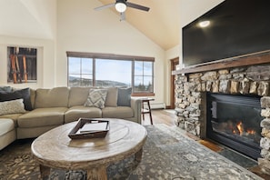Main Living Space - TV, Gas Fireplace, Deck and Views