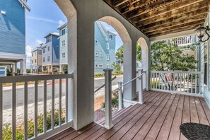 Sunset Island 12 Shore Point Drive Front Porch