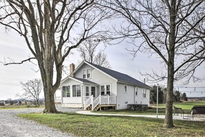 Exterior | Steps Required | Rural Area