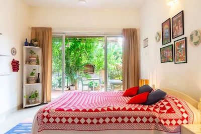 The Assagao House - Luxury 6BHK Villa with Private Pool